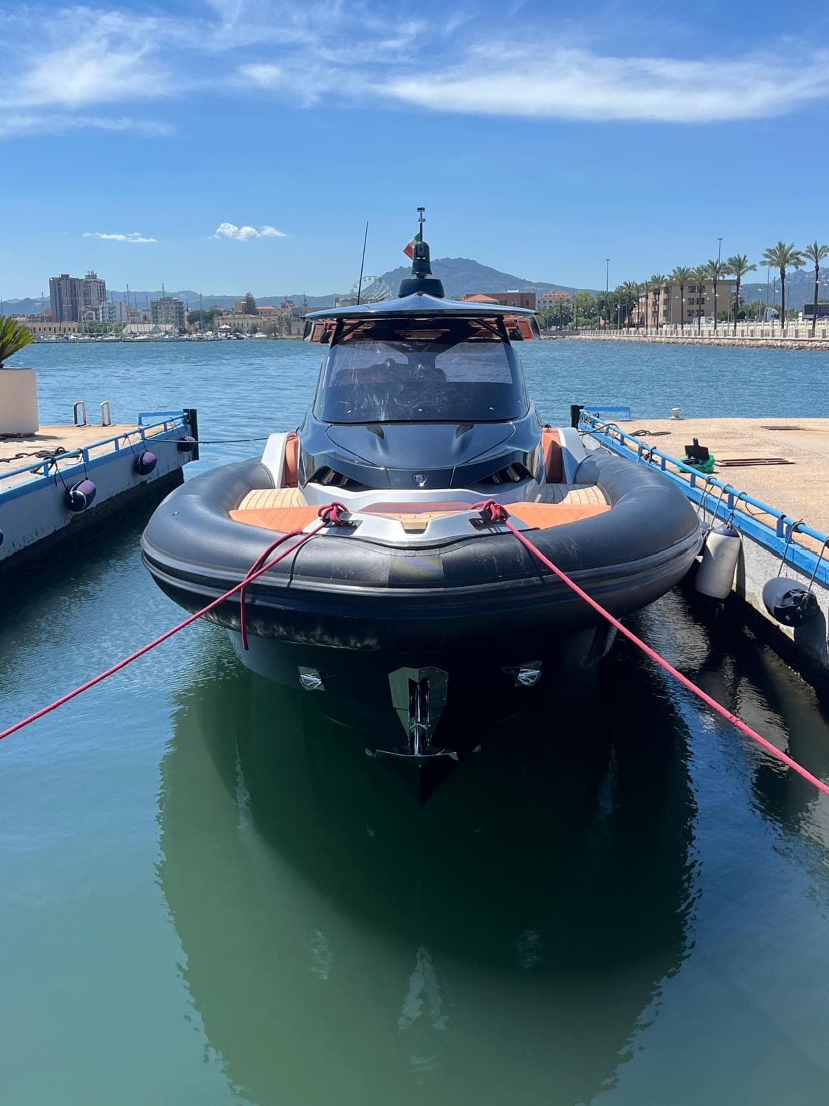 SACS Strider 15 - Interior View SACS Strider 15 - Interior View