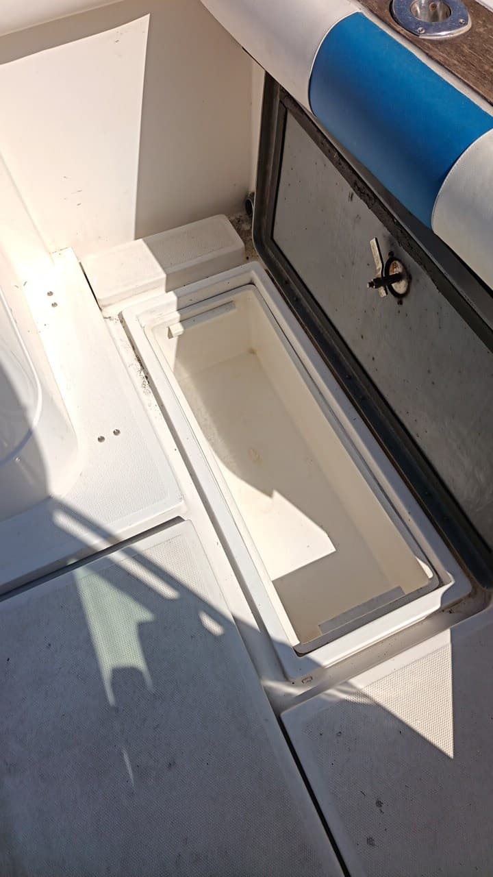 Uniesse Marine 42 Fly usato - foto hero 20