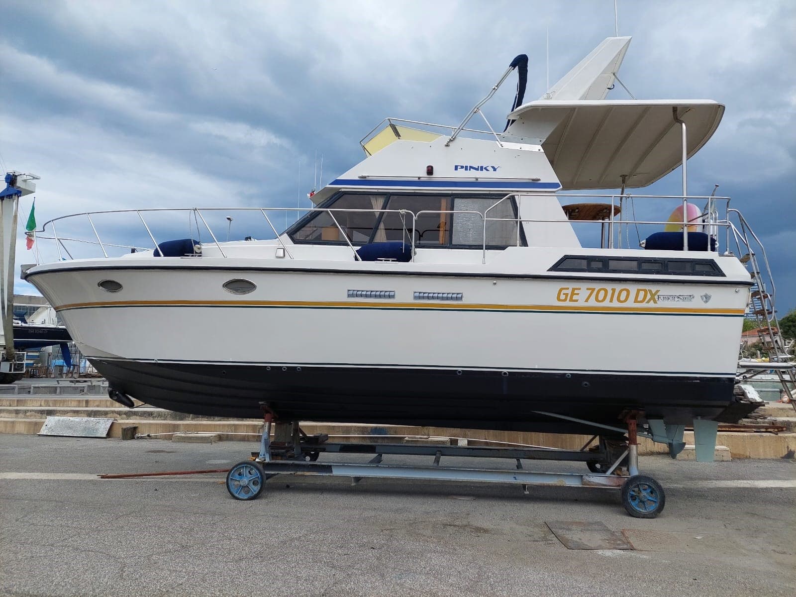 Eder Ship Trawler 36 - Interior View Eder Ship Trawler 36 - Interior View