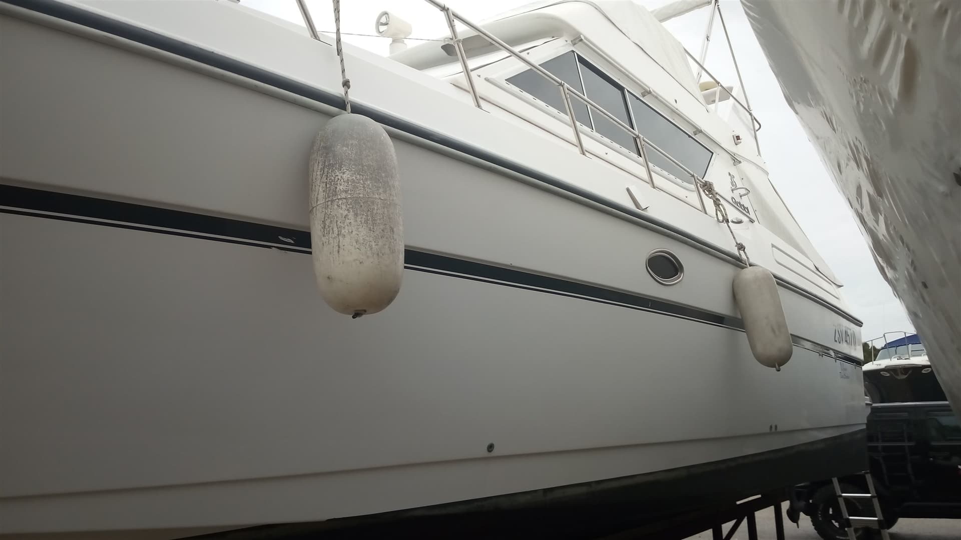 Gobbi 35 Fly - Detail View 1 Gobbi 35 Fly - Detail View 1