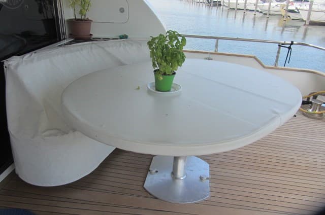 Spertini Alalunga 72 - Interior View Spertini Alalunga 72 - Interior View