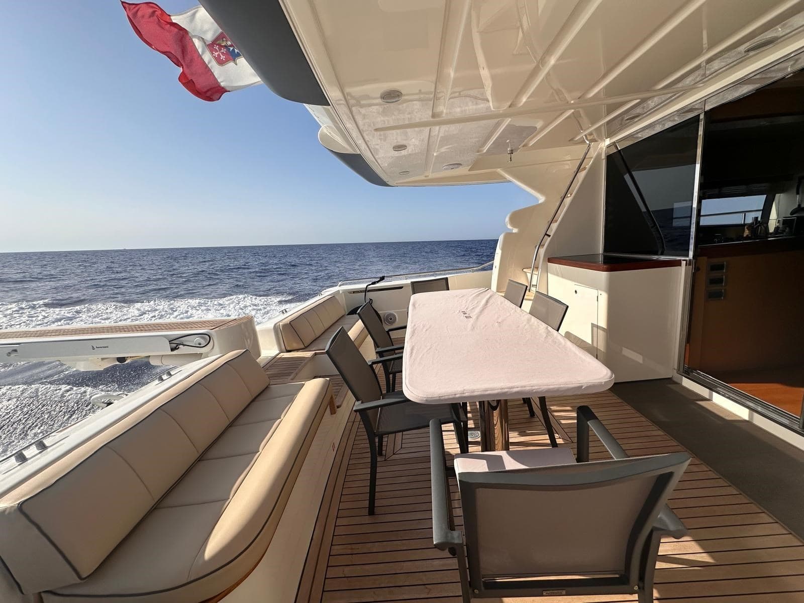 Ferretti Yachts Ferretti 630 usato - dettaglio 3