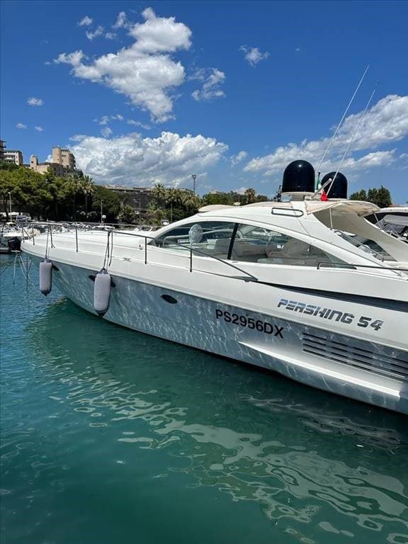 Pershing Pershing 54' usato - vista principale