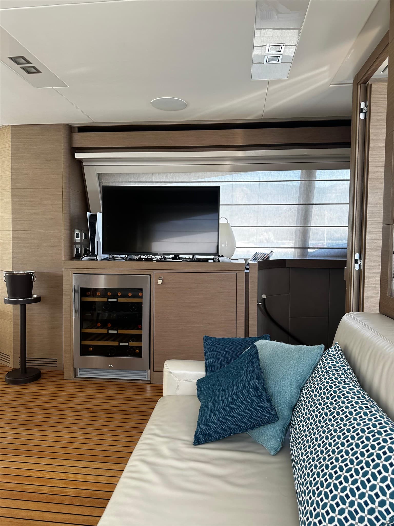 Custom Line Navetta 28 usato - dettaglio 4