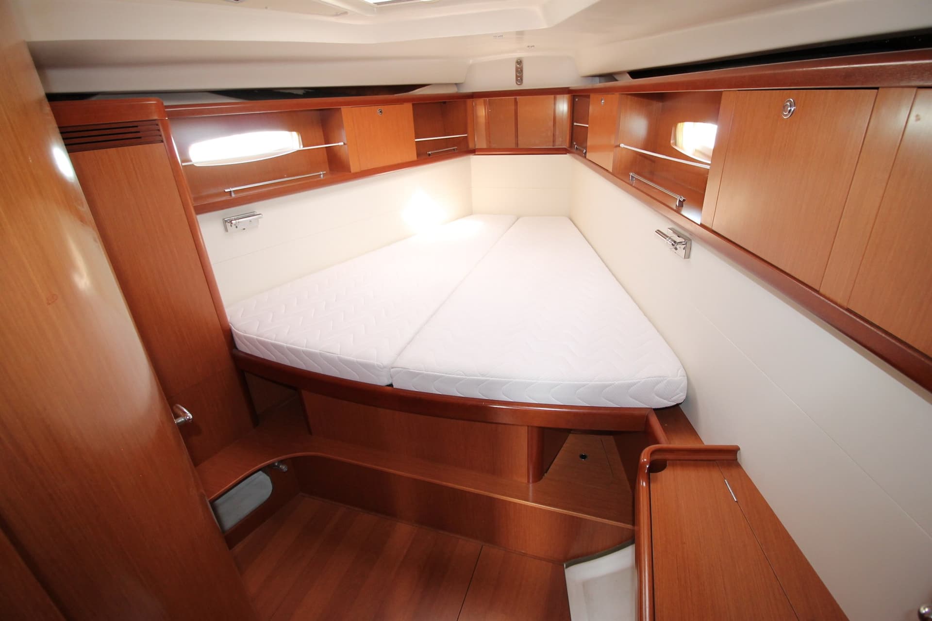 Beneteau OCEANIS 46 usato - foto hero 16