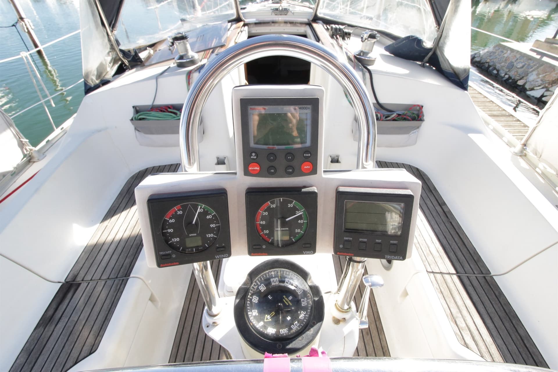 Jeanneau Sun Odyssey 36.2 - Deck View Jeanneau Sun Odyssey 36.2 - Deck View