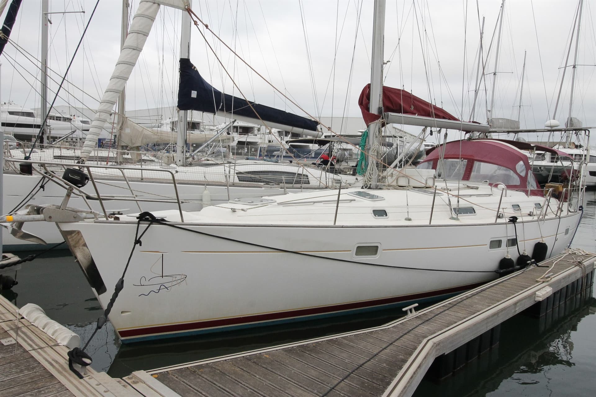 Beneteau Oceanis 411 Clipper - Main View Beneteau Oceanis 411 Clipper - Main View