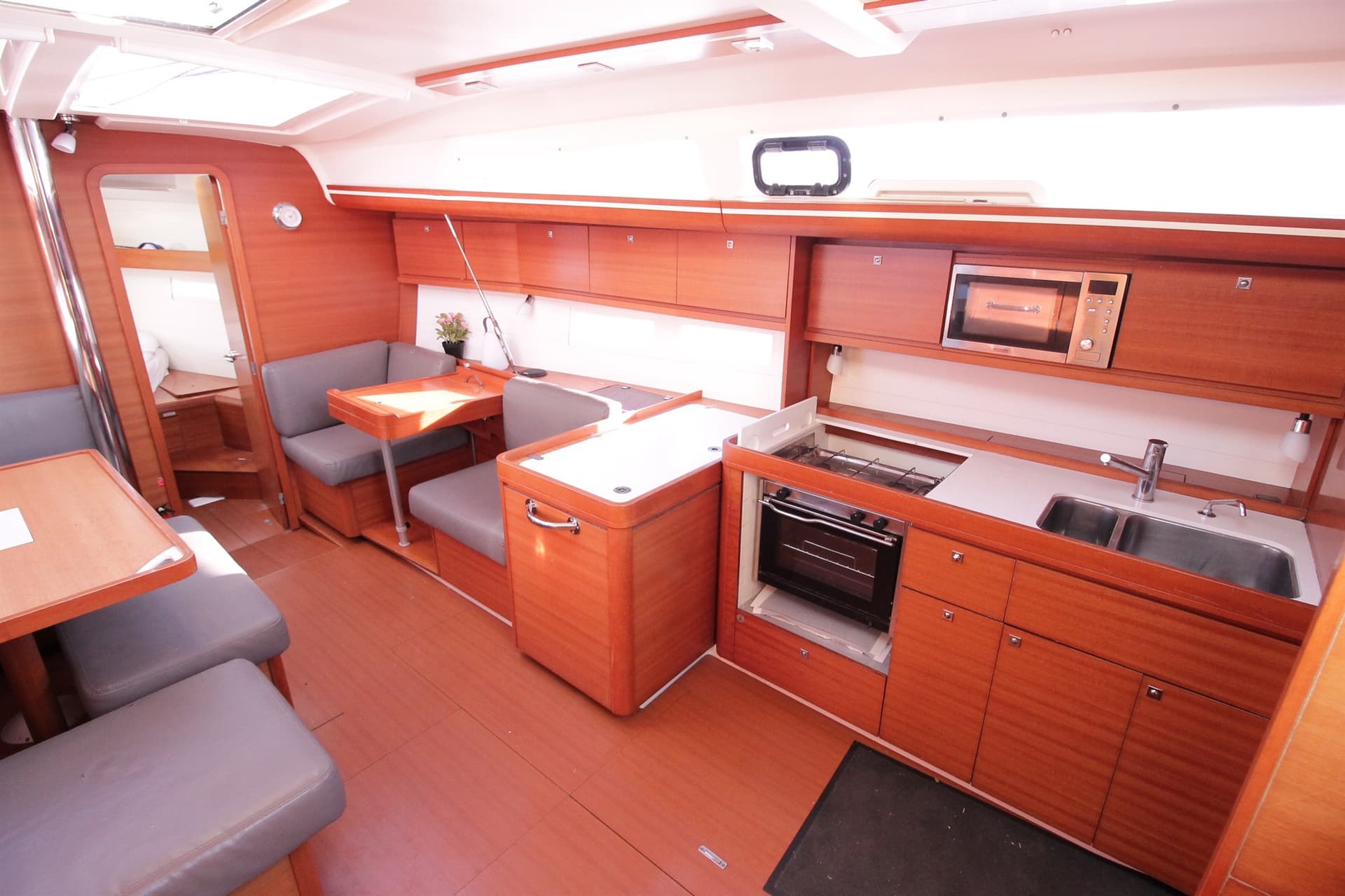 Dufour Yachts 410 Grand Large gebraucht - Hauptbild 19