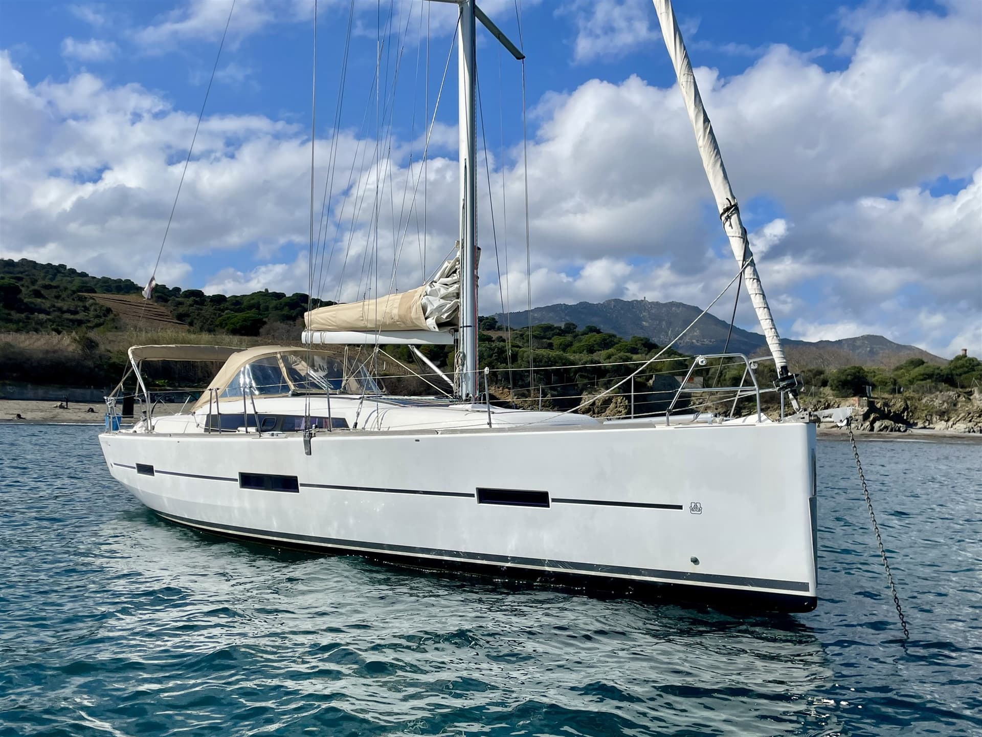 Dufour Yachts 410 Grand Large gebraucht - Hauptansicht