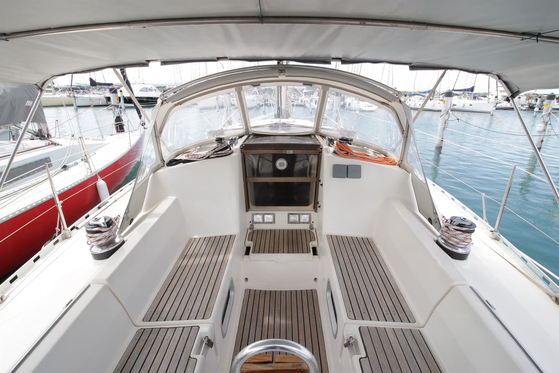 Gib Sea 392 - Interior View Gib Sea 392 - Interior View