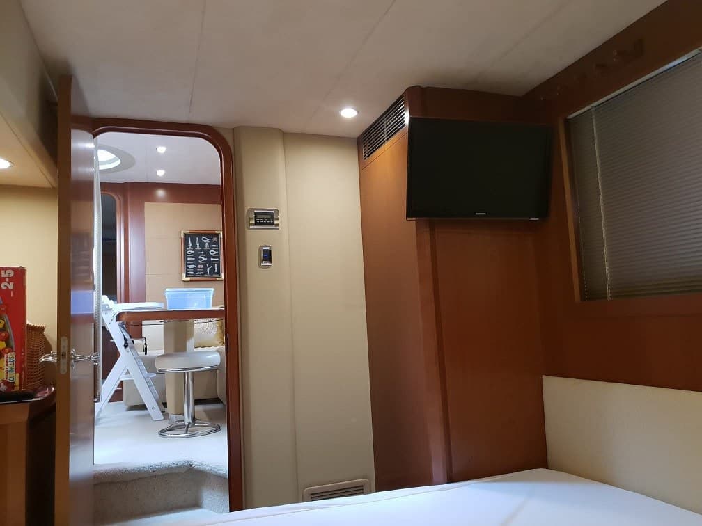 Princess Yachts V 53 usato - foto hero 15