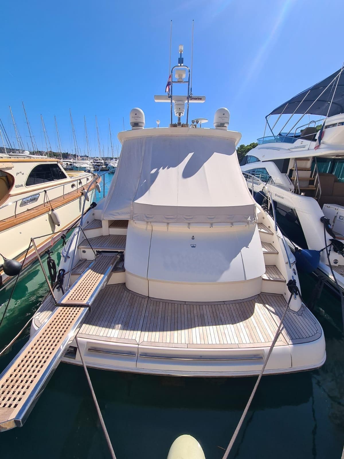 Princess Yachts V 53 usato - foto hero 2