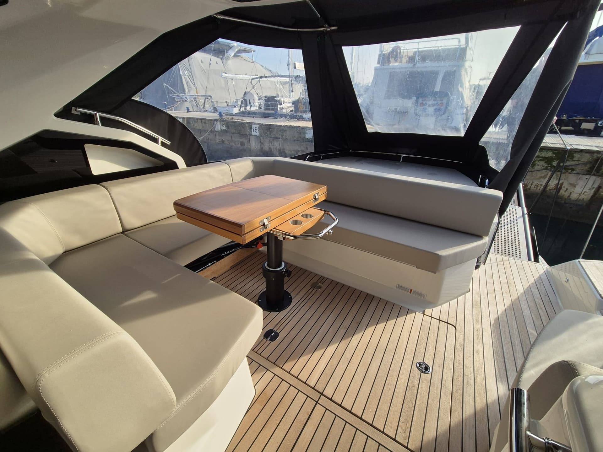 Cranchi M44 Ht gebraucht - Detail 3
