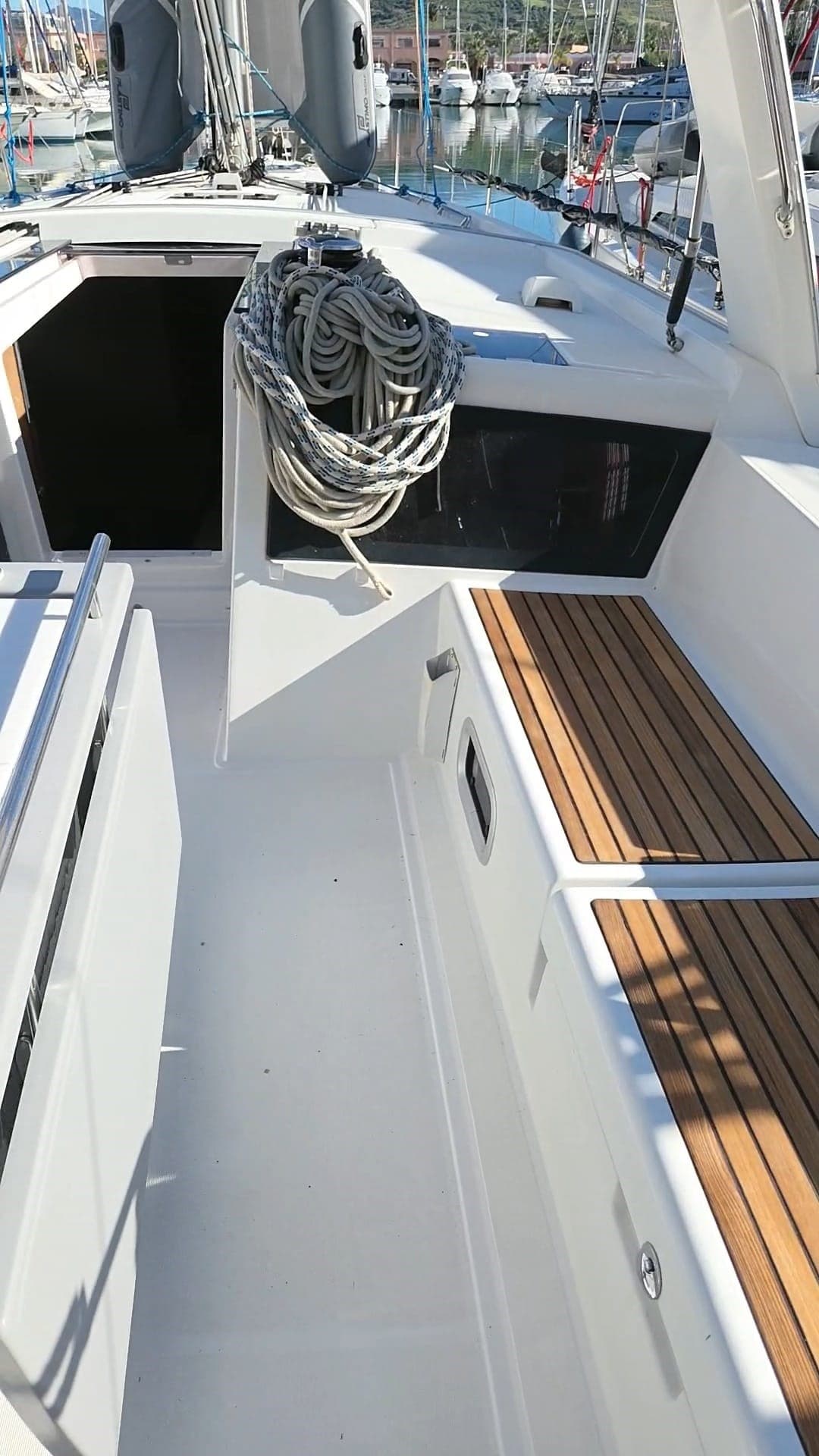 Beneteau Oceanis 48 used - detail 4