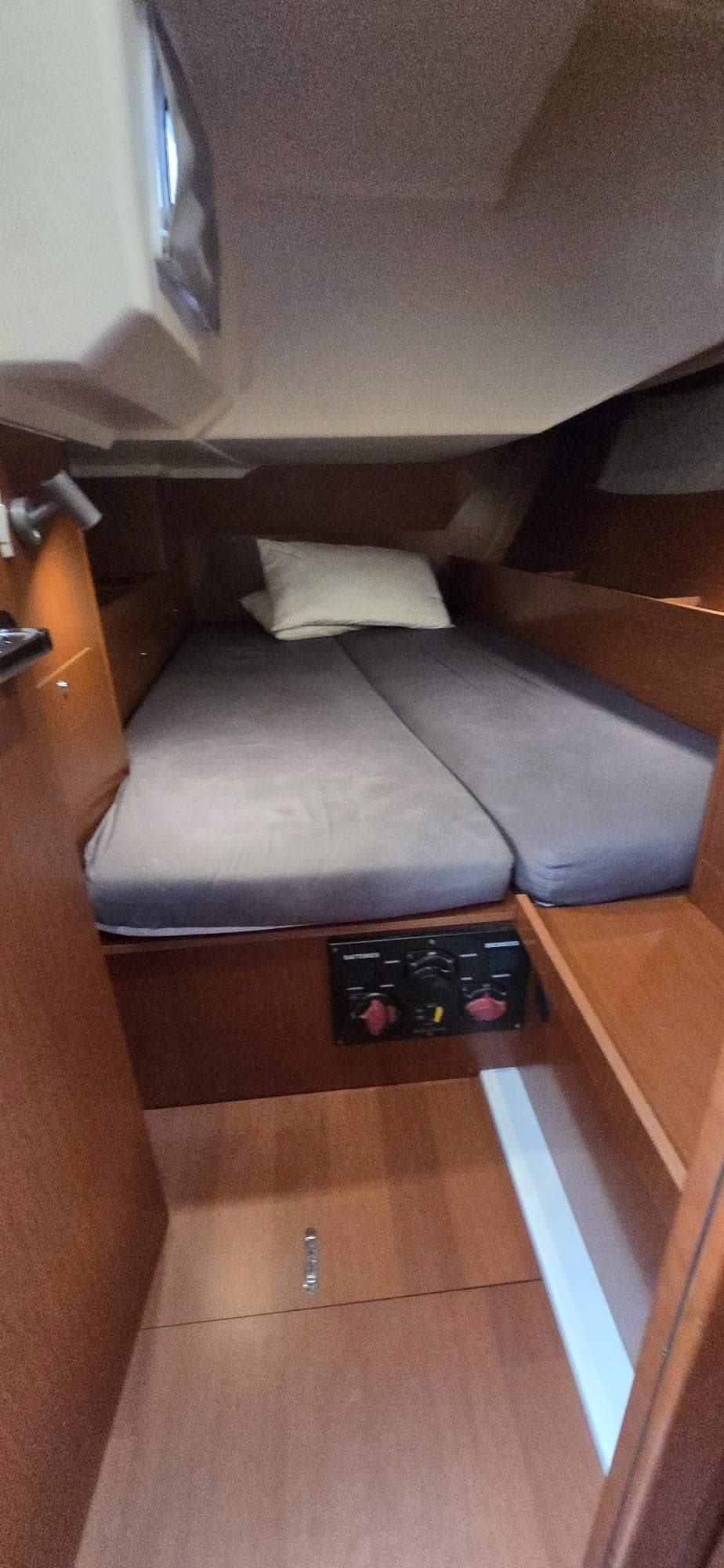 Beneteau Oceanis 41.1 d'occasion - image hero 11