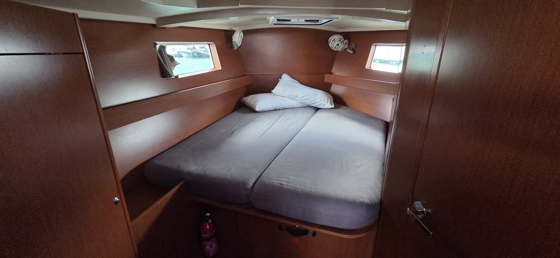 Beneteau Oceanis 41.1 d'occasion - image hero 10