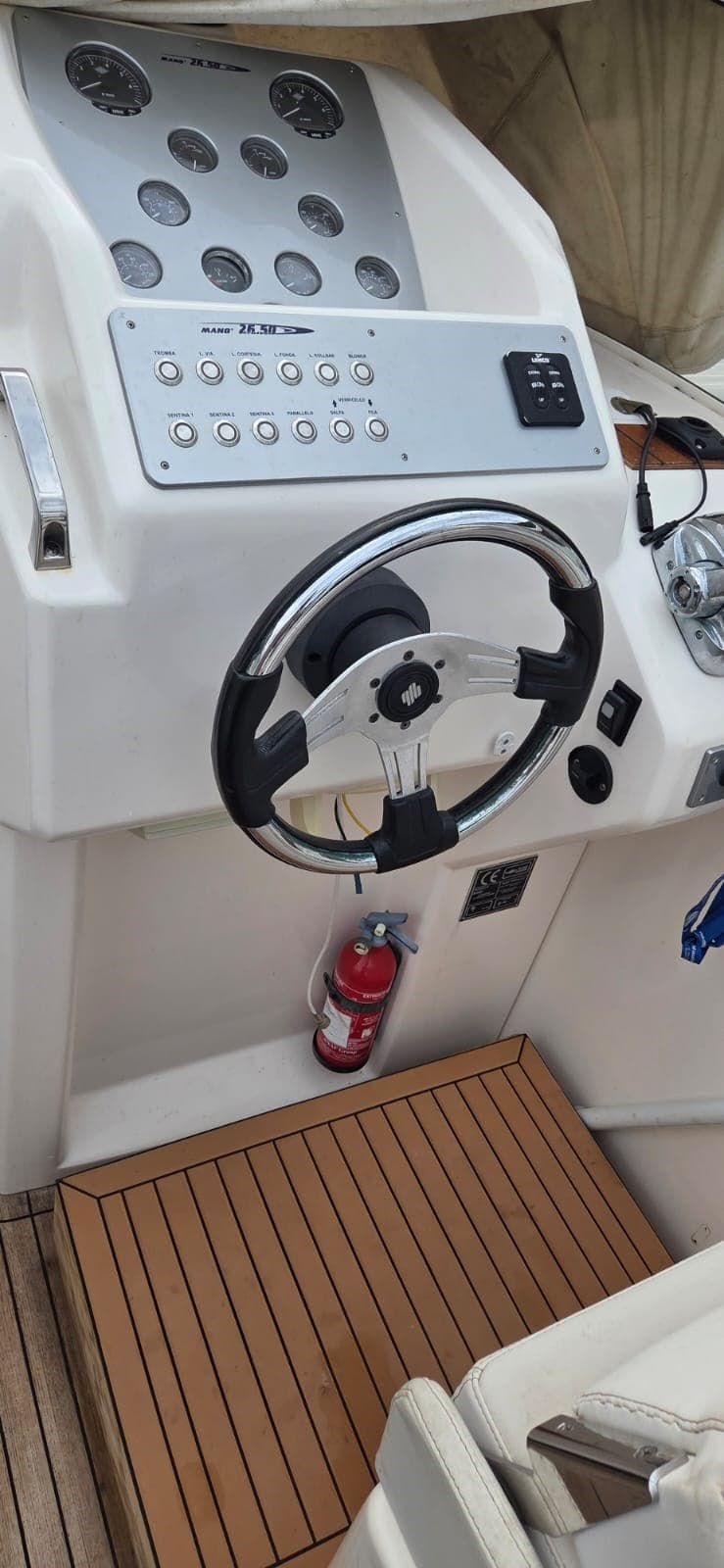 Manò Marine MANO' 26.50 CRUISER usato - foto hero 8