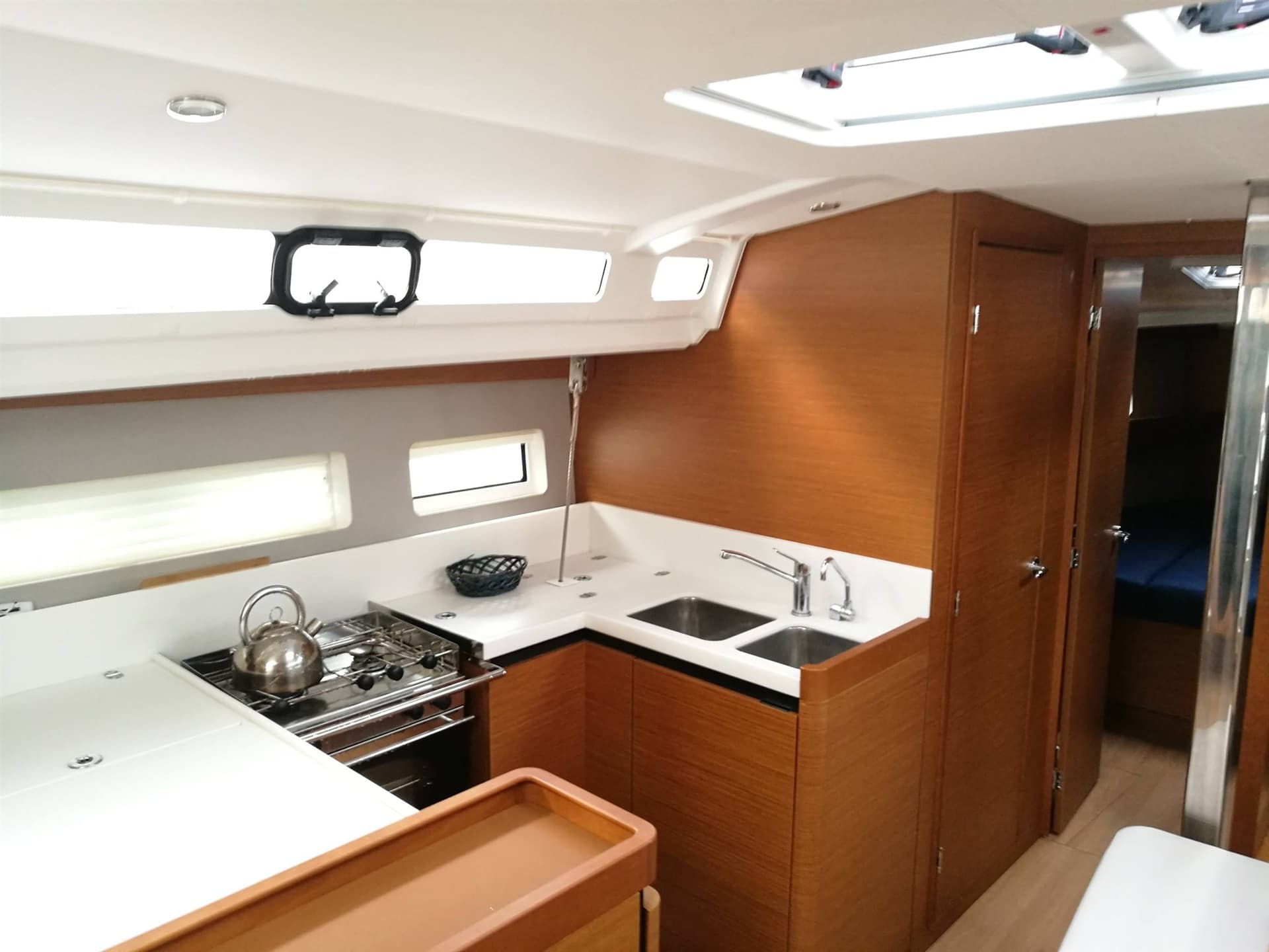 Jeanneau SUN ODYSSEY 440 usato - foto hero 9