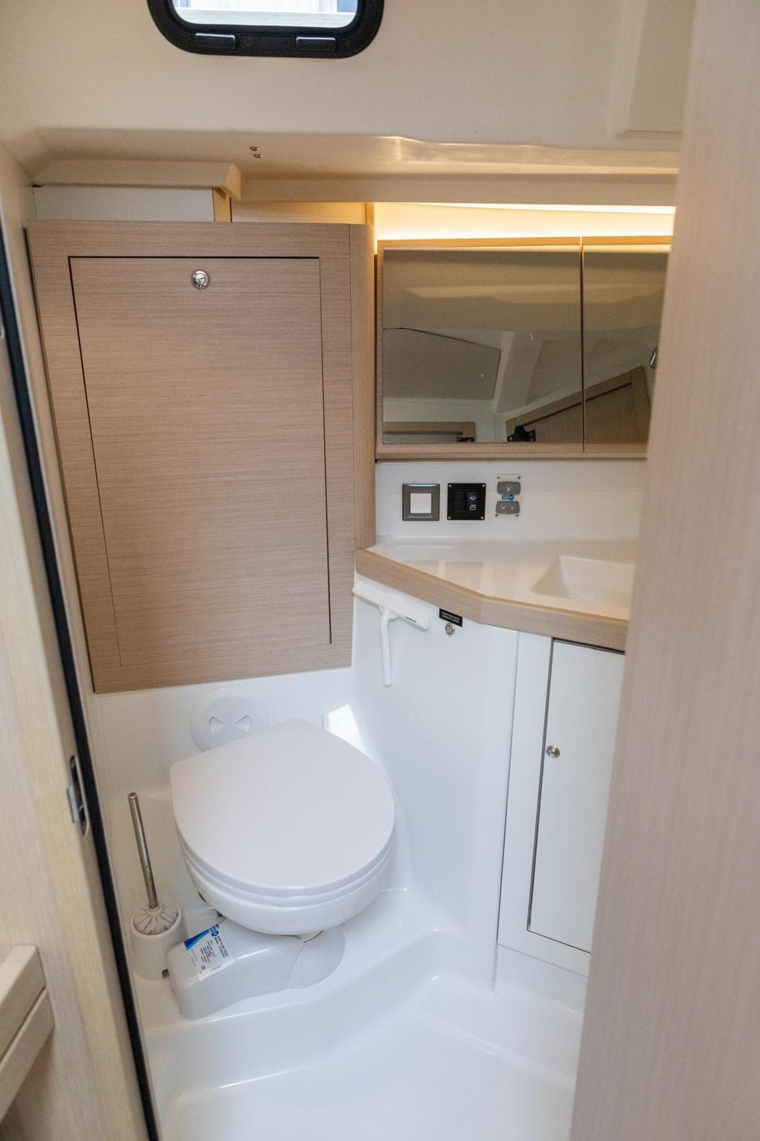 Beneteau OCEANIS 46.1 usato - foto hero 23