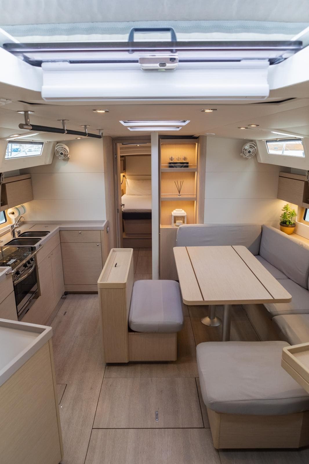 Beneteau OCEANIS 46.1 usato - foto hero 7