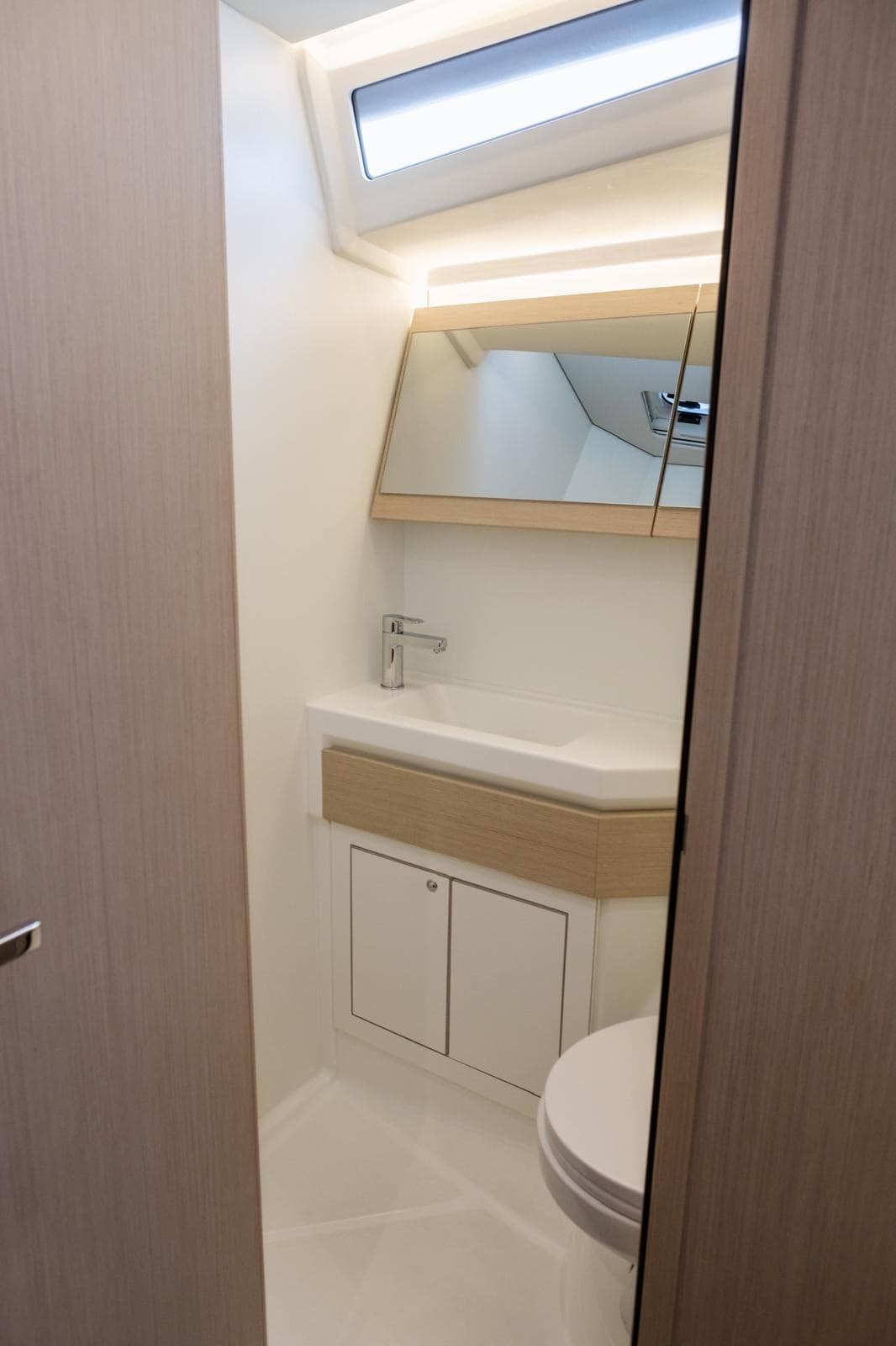 Beneteau OCEANIS 46.1 usato - foto hero 12