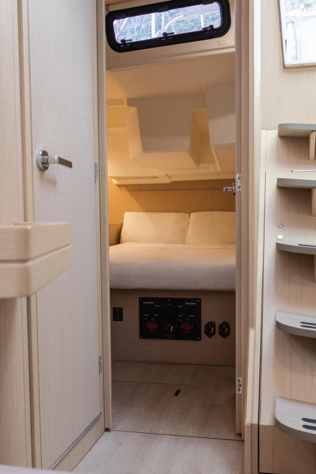 Beneteau OCEANIS 46.1 usato - foto hero 10
