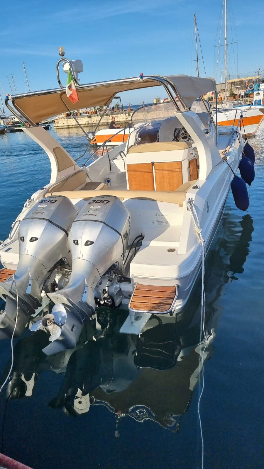 Beneteau Flyer 850 Sun Deck usato - dettaglio 1