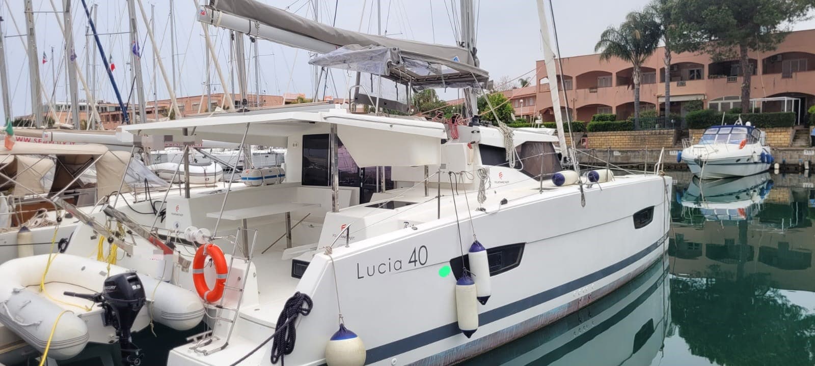 Fountaine Pajot Lucia 40 used - detail 1