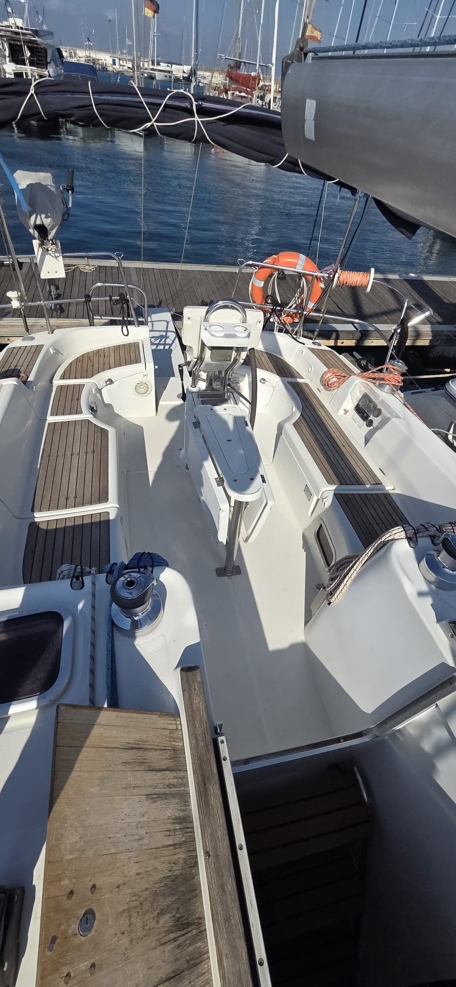 Beneteau Oceanis 423 Clipper d'occasion - image hero 19