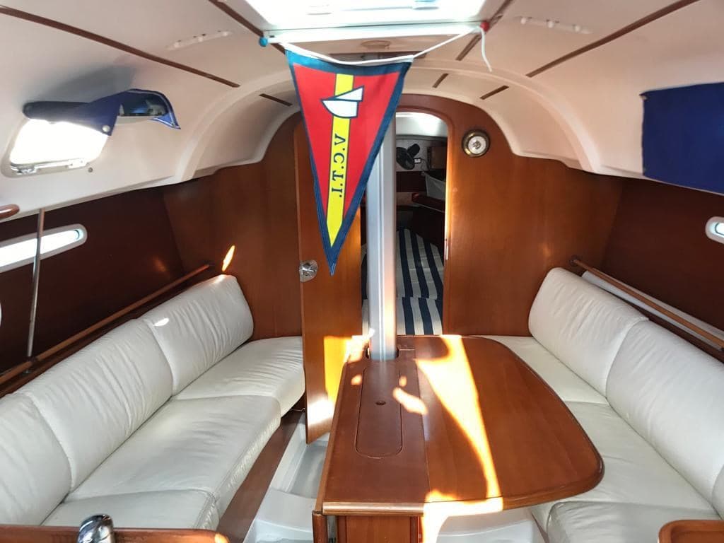 Beneteau First 31.7 d'occasion - image hero 19