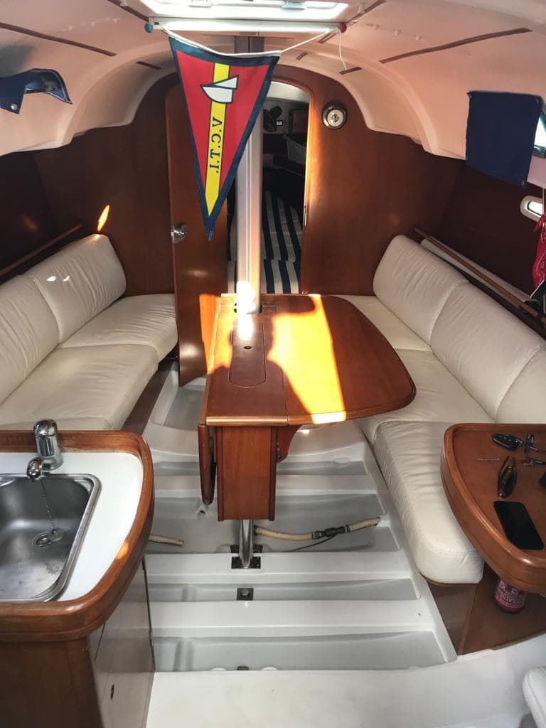 Beneteau First 31.7 d'occasion - image hero 9