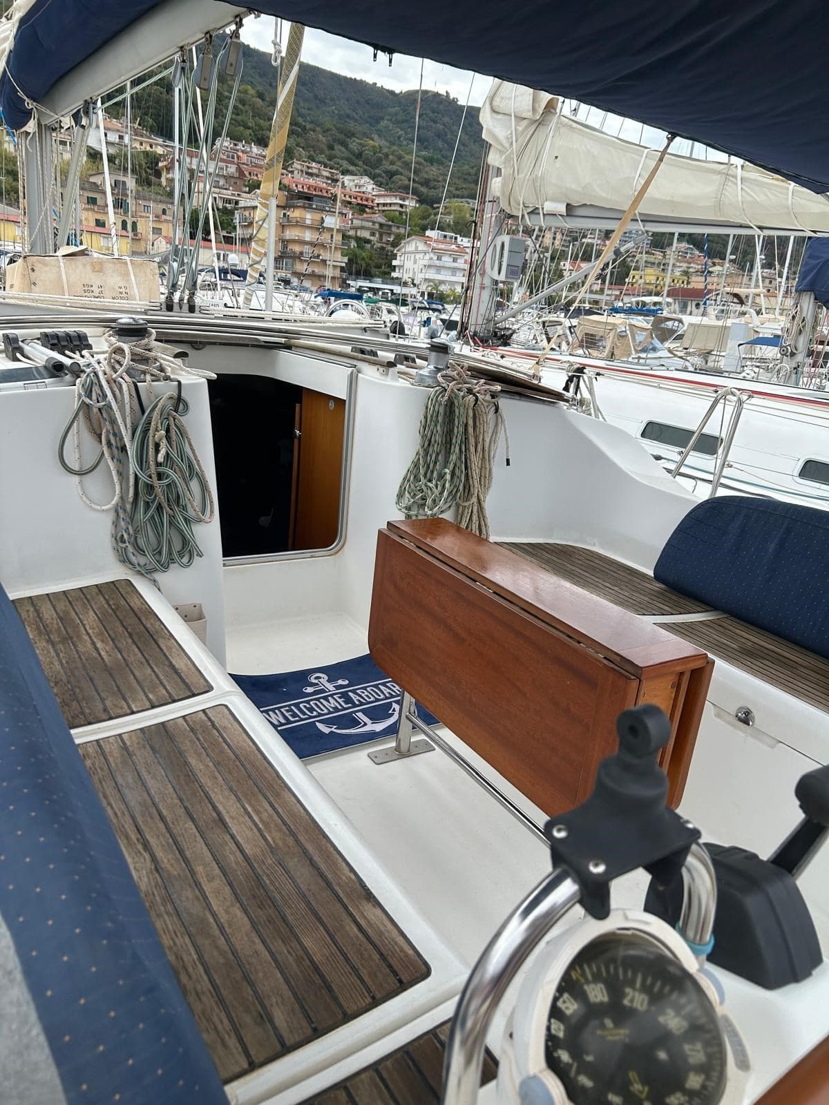 Beneteau Oceanis 473 - Detail View 1 Beneteau Oceanis 473 - Detail View 1