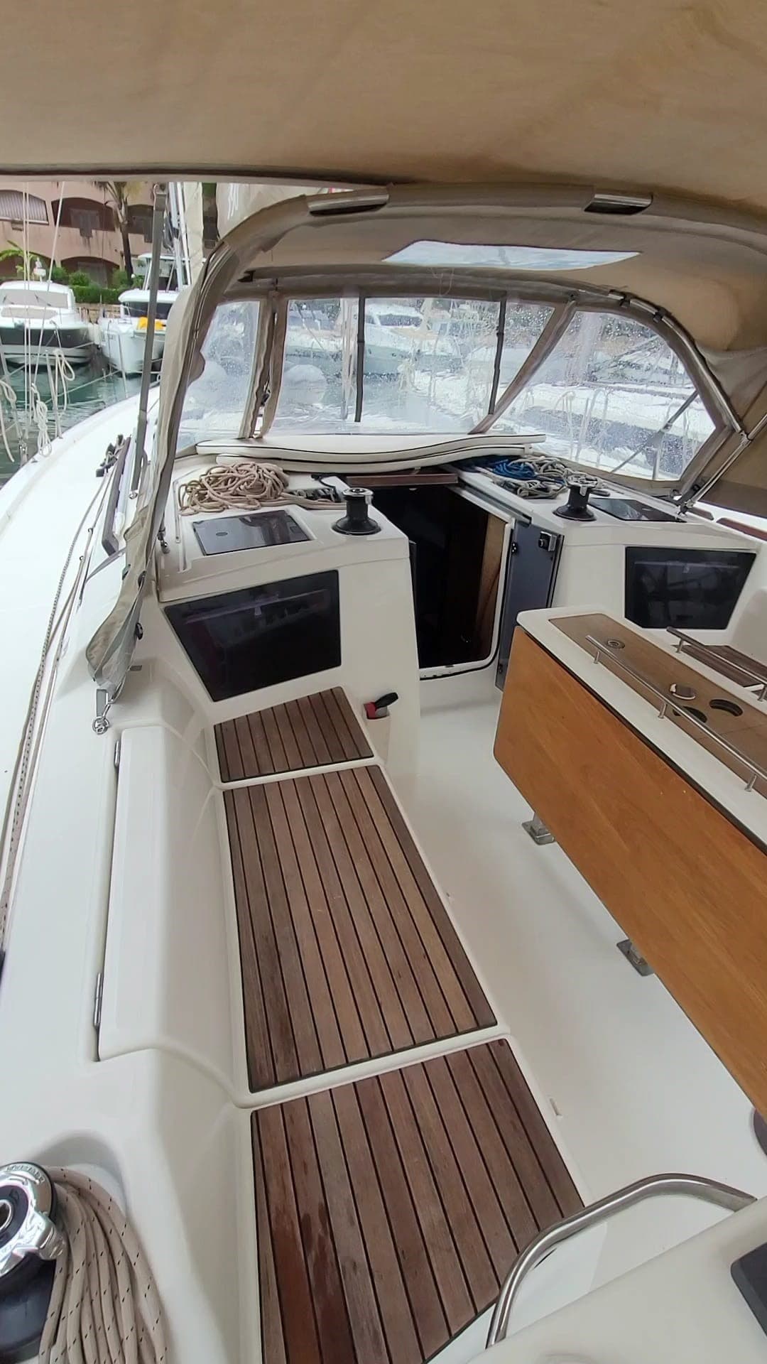 Dufour Yachts 390 Grand Large usato - dettaglio 4