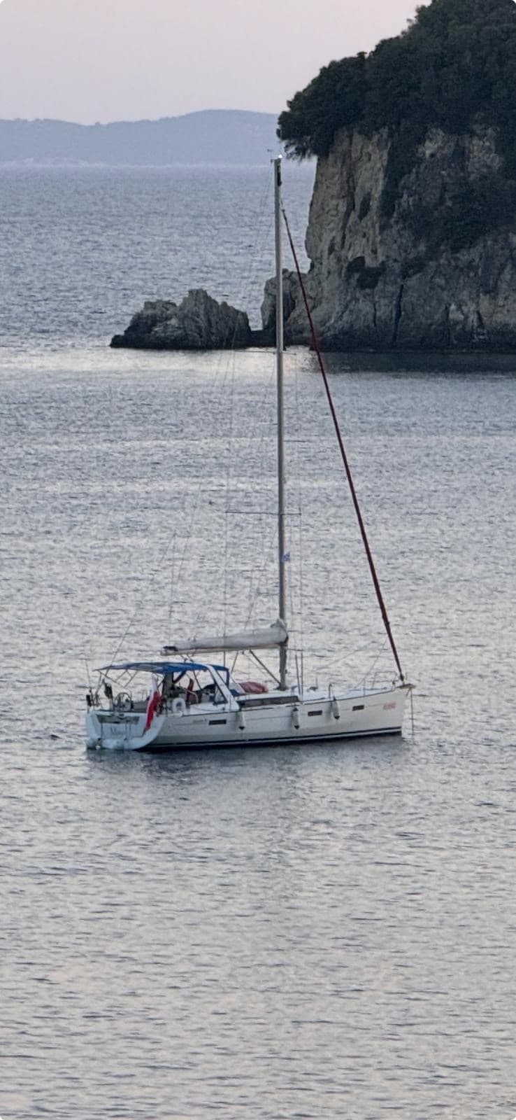 Beneteau Oceanis 45 used - detail 3