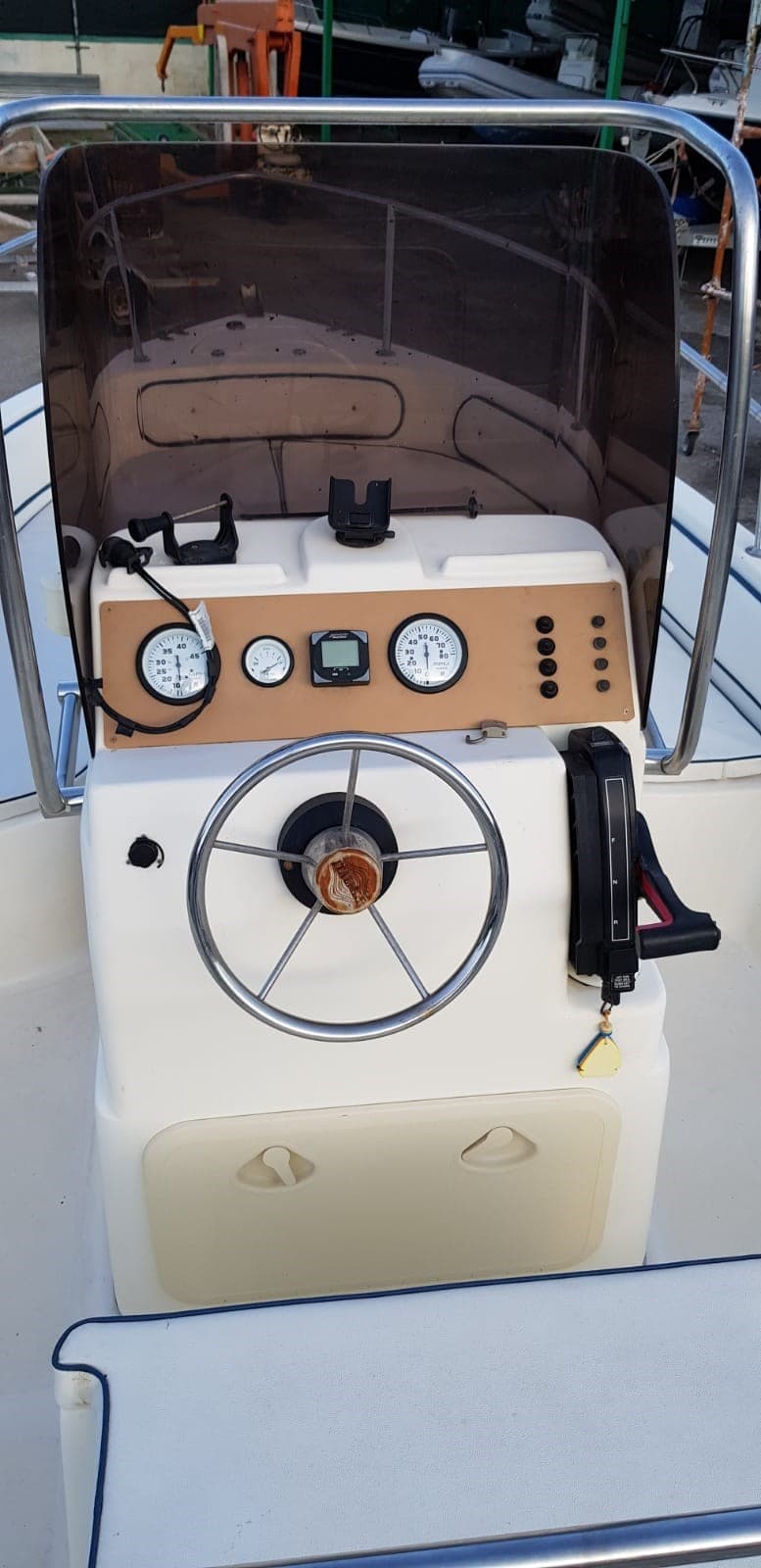 Italmar Mistral 19 used - detail 2