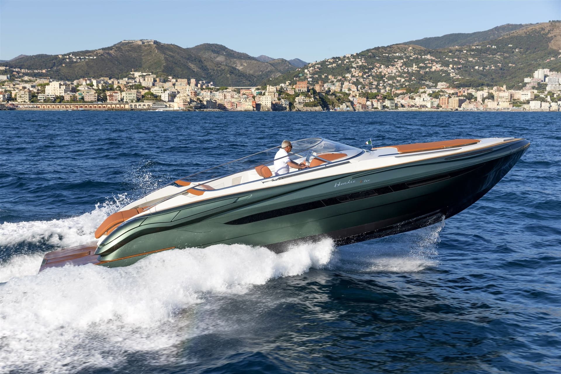 Evo Yachts T3 - Deck View Evo Yachts T3 - Deck View