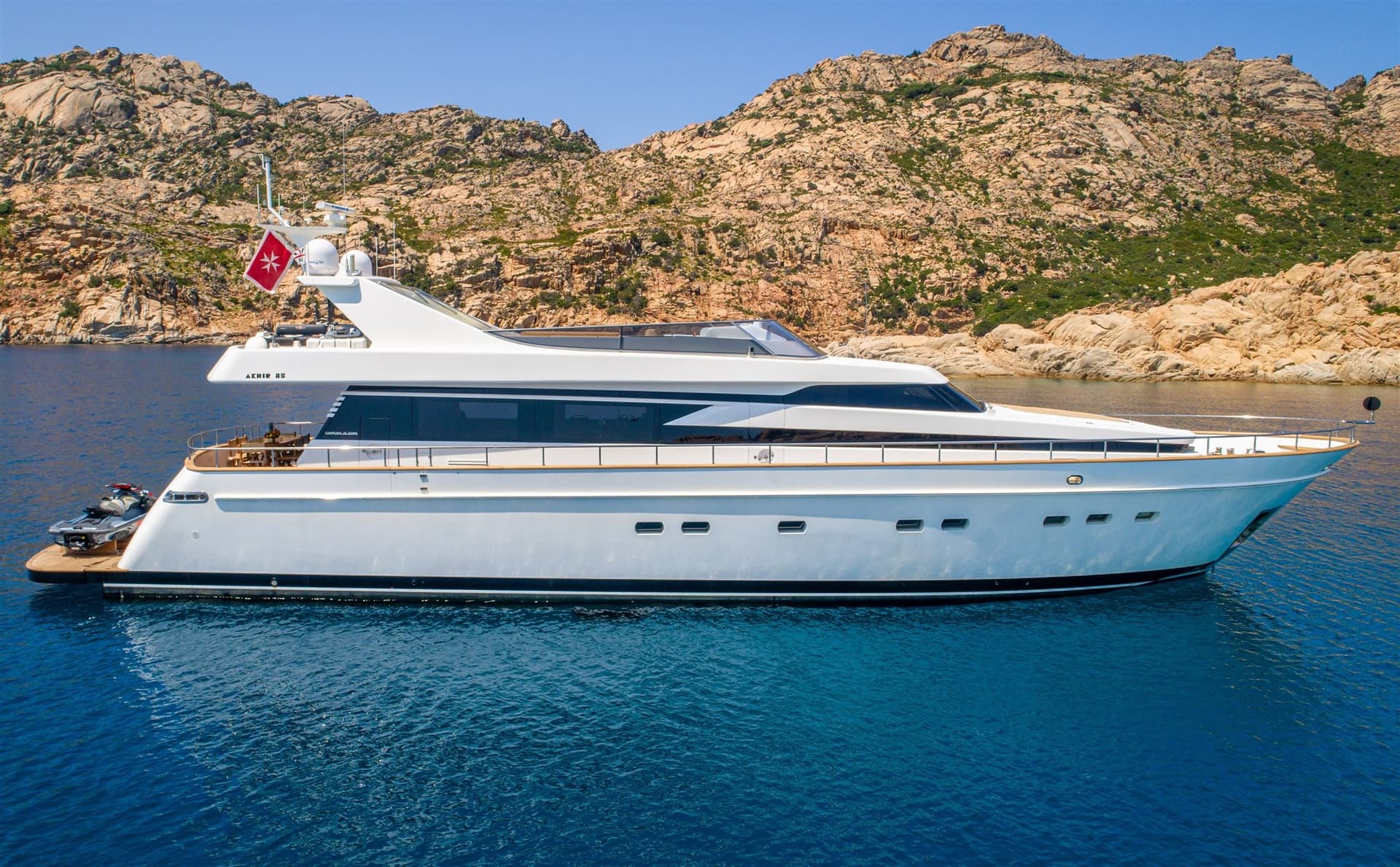 Cantieri di Pisa Akhir 85 used - detail 1