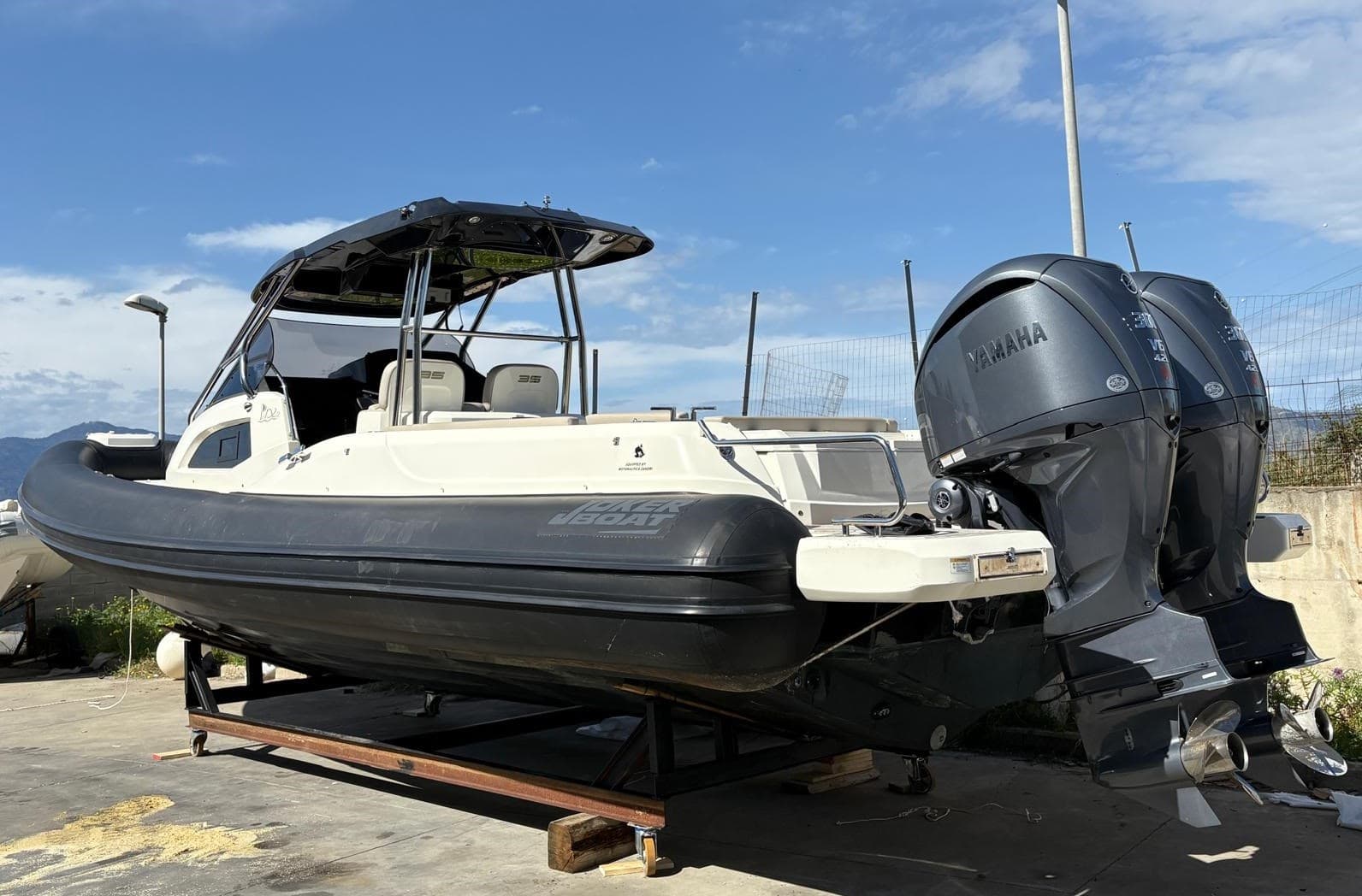 Jokerboat CLUBMAN C35 T-TOP d'occasion - image hero 19