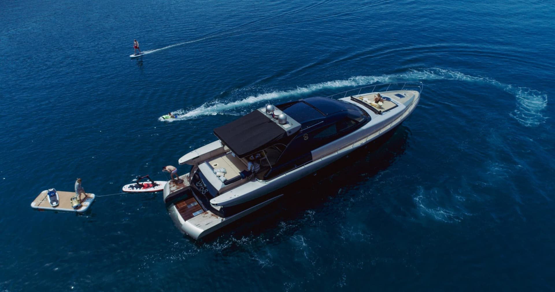 Fashion Yachts Fashion 68 - Detail View 1 Fashion Yachts Fashion 68 - Detail View 1