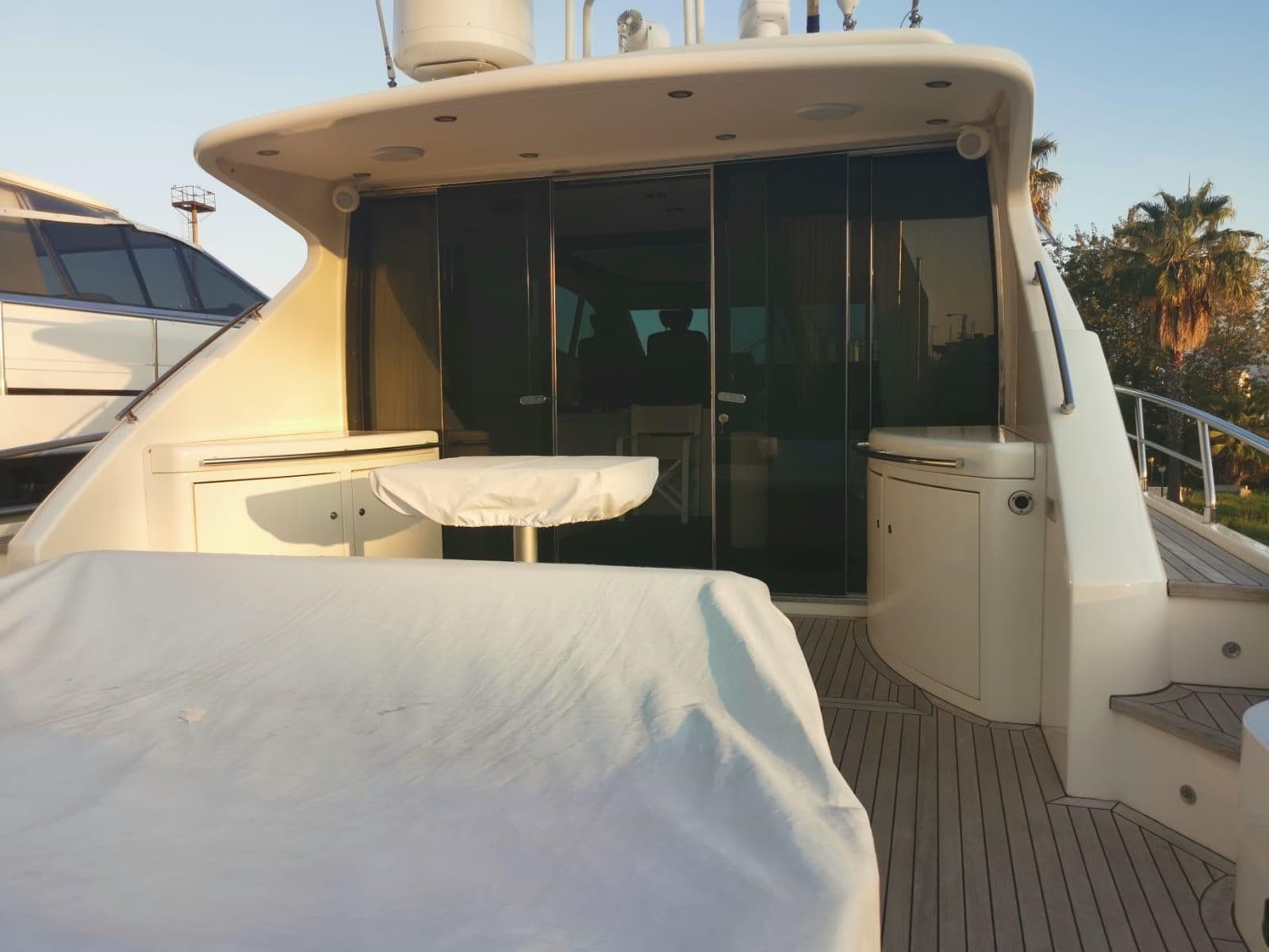 Uniesse Marine UNIESSE 65 SPORT usato - foto hero 8