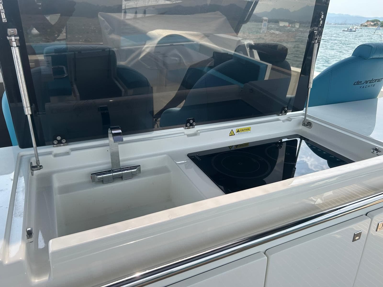 De Antonio Yachts D50 Open usato - foto hero 6