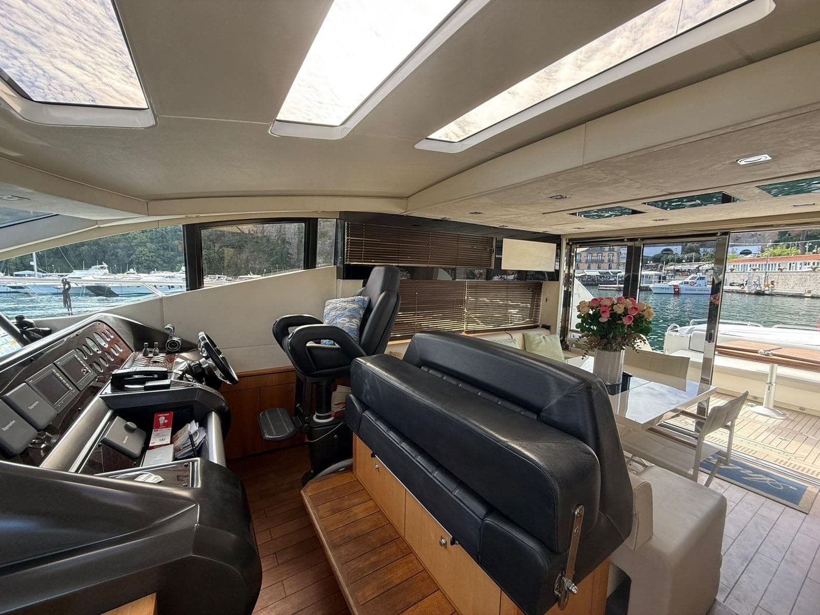 Sunseeker Predator 64 gebraucht - Hauptbild 13
