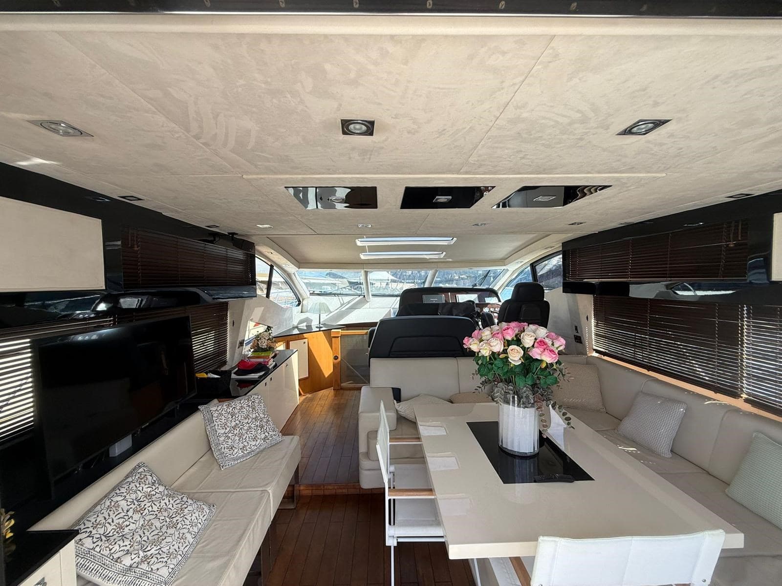 Sunseeker Predator 64 gebraucht - Hauptbild 10