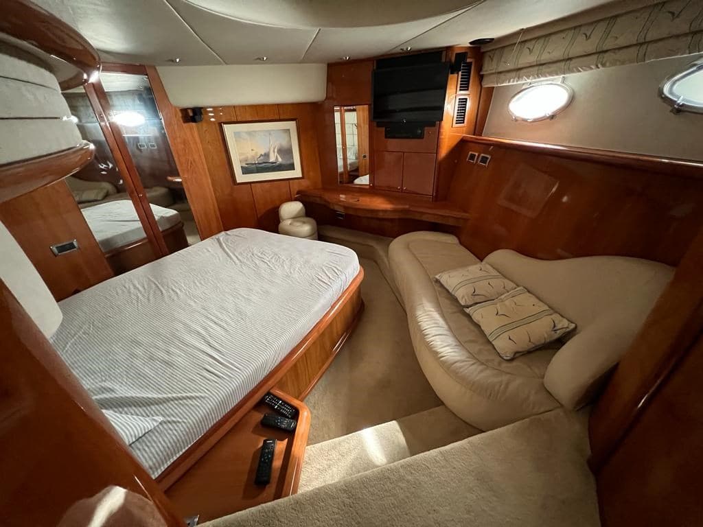 Sunseeker Predator 75 d'occasion - image hero 18