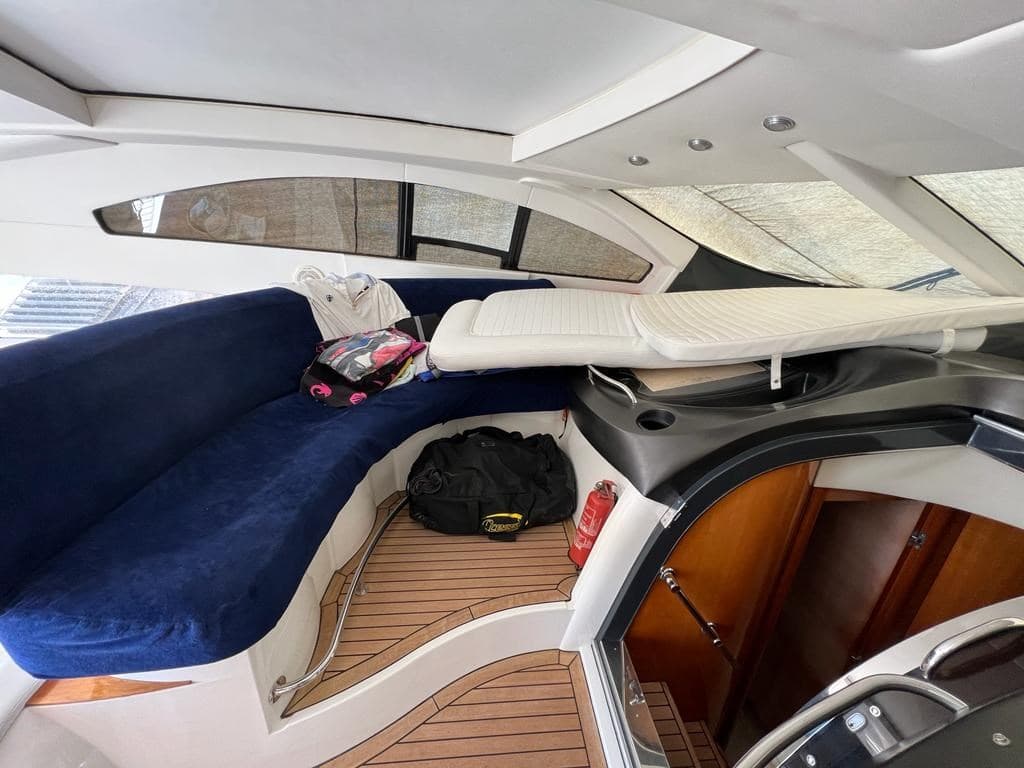 Sunseeker Predator 75 d'occasion - image hero 12