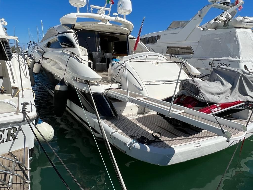 Sunseeker Predator 75 d'occasion - image hero 2