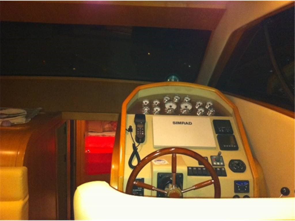 Viking Marine Sanremo 465 d'occasion - image hero 12