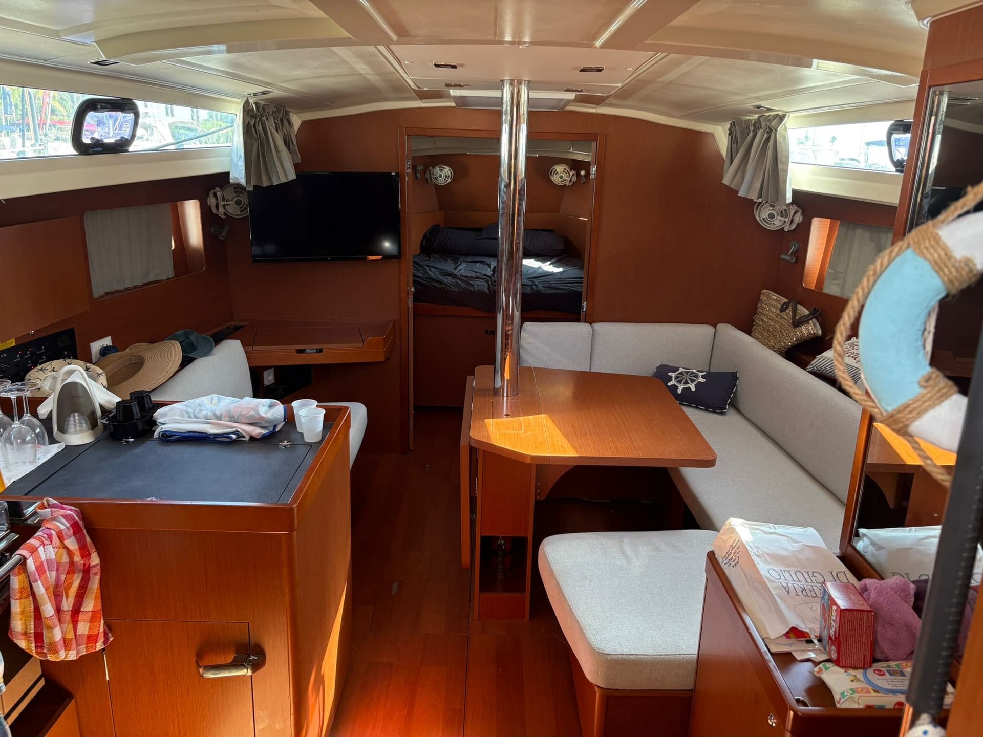 Beneteau Oceanis 41.1 usato - foto hero 10