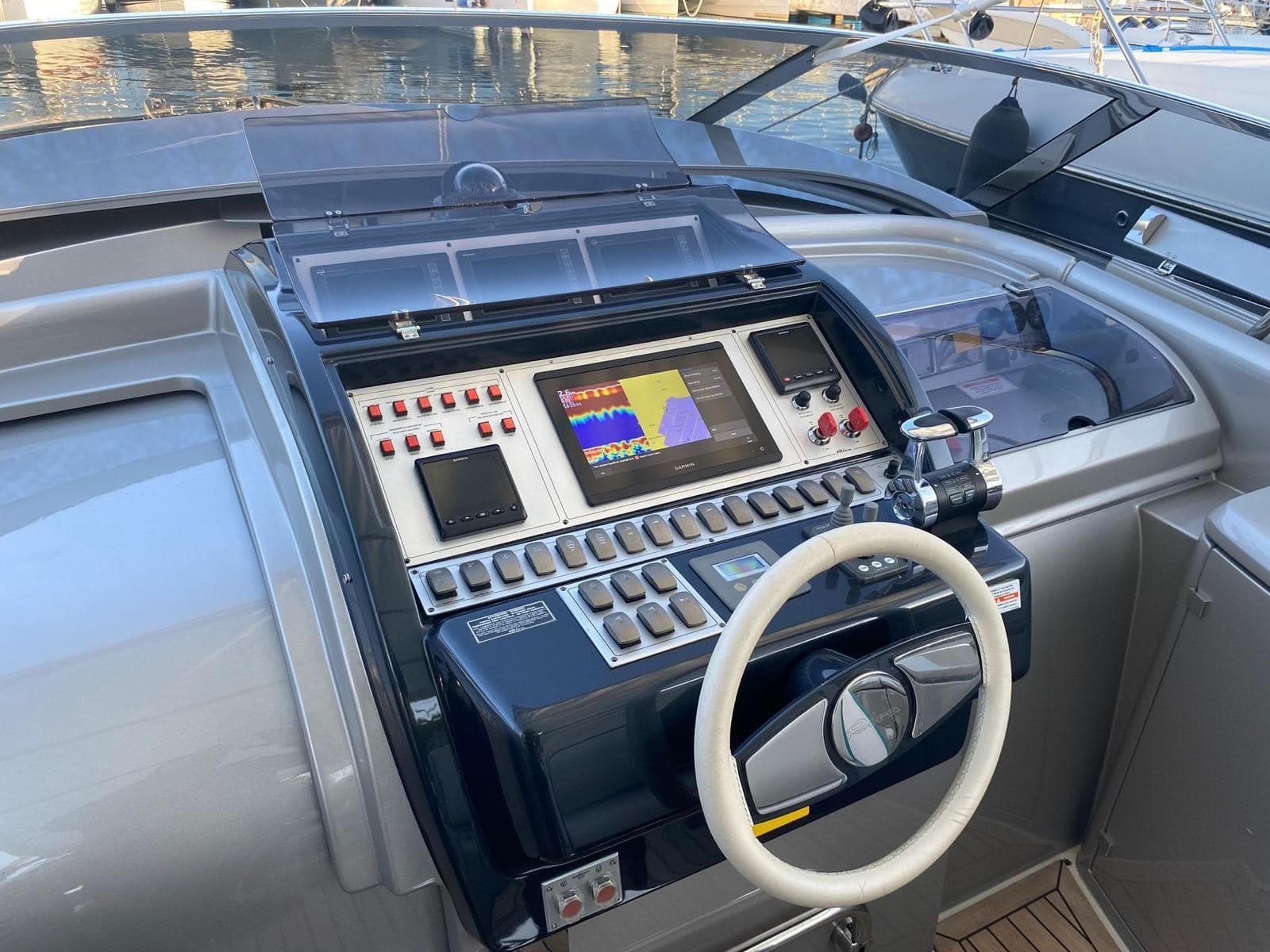 Riva 44 RIVARAMA usato - foto hero 7