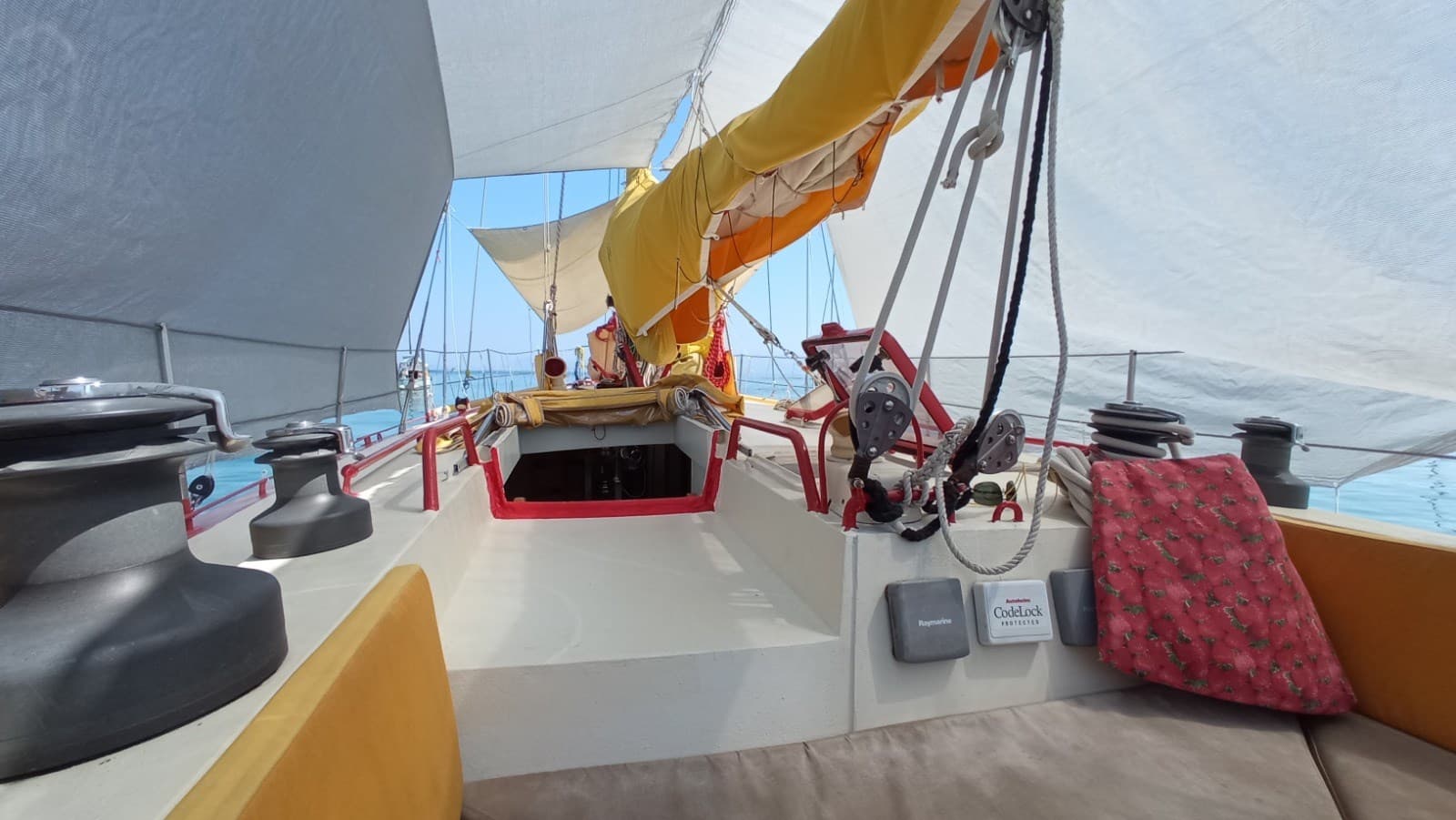 CANTIERI RIUNITI DELL’ADRIATICO TRIESTE - SCIARRELLI ONE OFF usato - foto hero 8